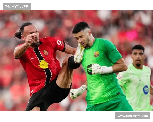 巴萨本赛季西甲射门中框次数已达22次 费兰任意球击中横梁