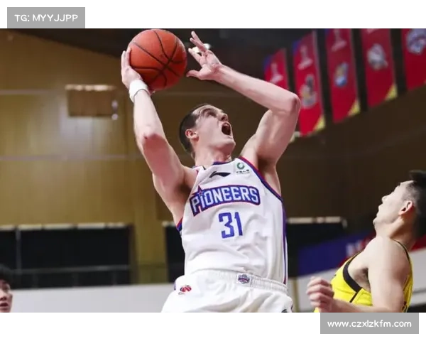 张庆鹏对大卫詹姆斯的独特评价及其背后的深层分析 张庆鹏对大卫詹姆斯的独特评价及其背后的深层分析