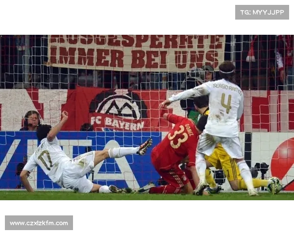 拜仁慕尼黑新赛季战斗精神全面升级 续写荣耀征程与坚定信念 拜仁慕尼黑新赛季战斗精神全面升级 续写荣耀征程与坚定信念